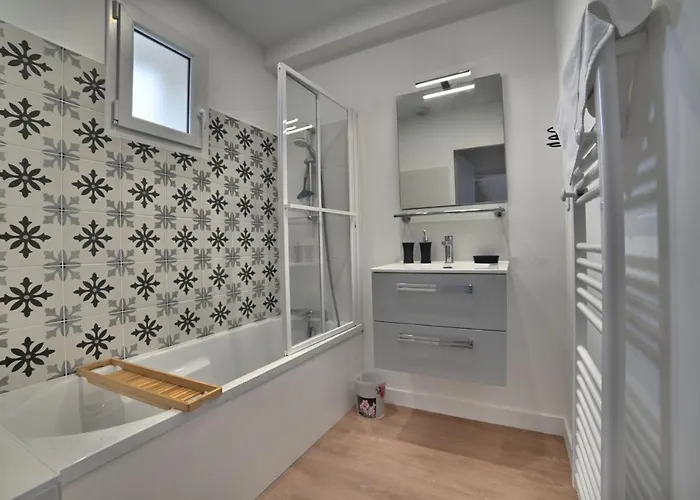 Le Pacha Maison Avec Piscine/parking/wifi/plages 5kms *