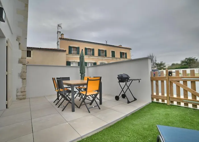 Le Pacha Maison Avec Piscine/parking/wifi/plages 5kms * Les Mathes