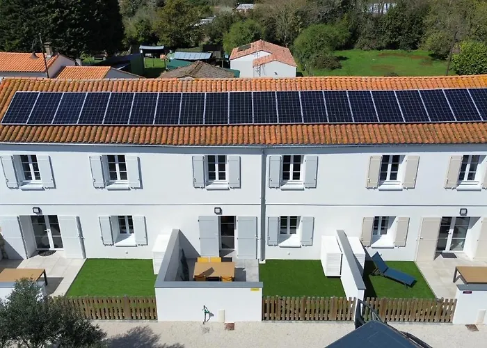 Le Pacha Maison Avec Piscine/parking/wifi/plages 5kms Сasa de vacaciones *