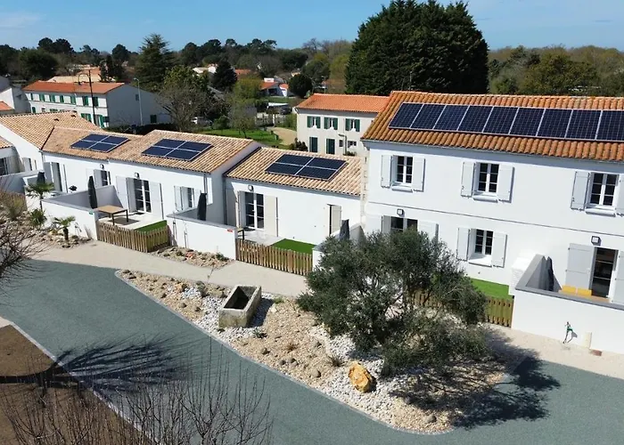 Semesterbostad Le Pacha Maison Avec Piscine/parking/wifi/plages 5kms Les Mathes